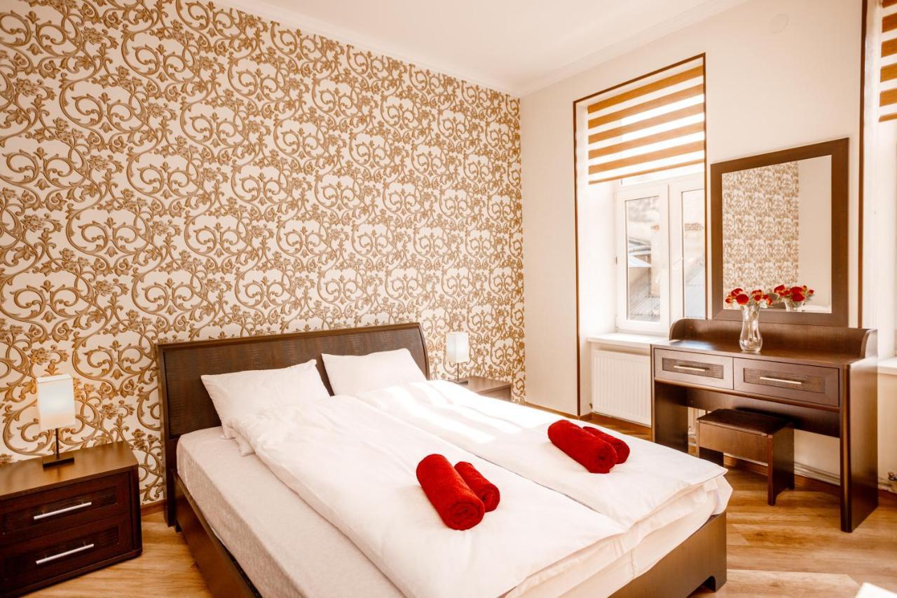 לבוב Apartments Rynok Square 12 מראה חיצוני תמונה