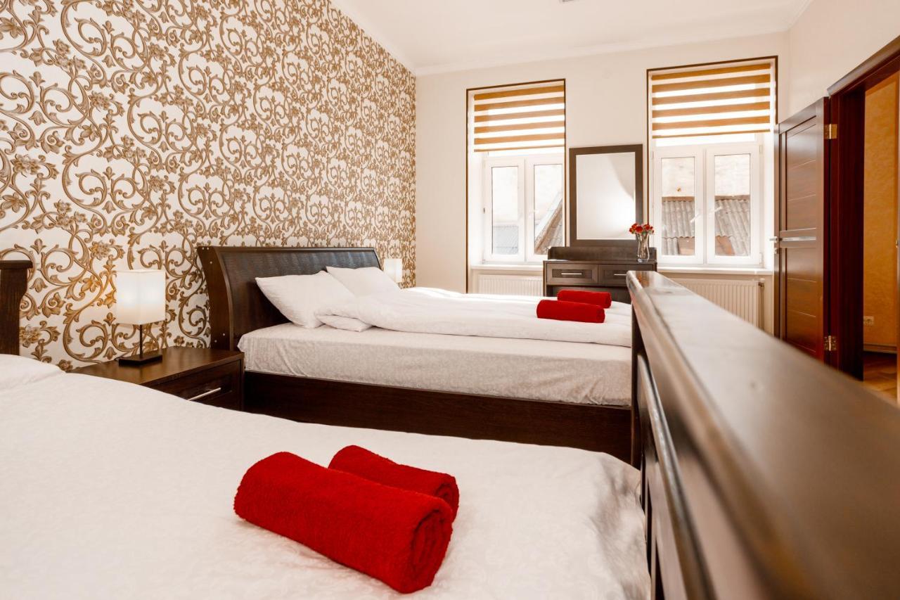 לבוב Apartments Rynok Square 12 מראה חיצוני תמונה